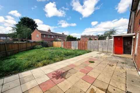 21 Lambrok Road, Trowbridge, BA14 9HF