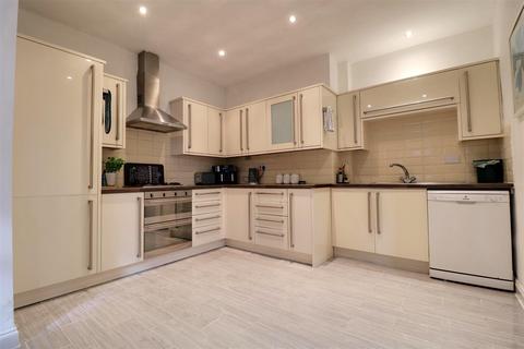 76 Talke Road, Alsager, Stoke-on-trent, ST7 2PW