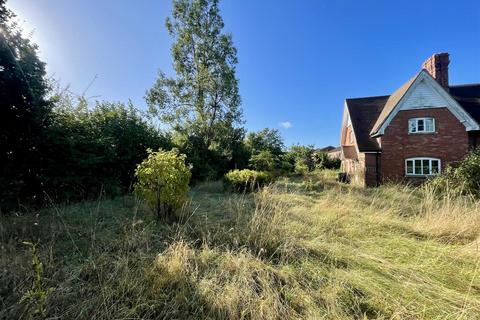 3 bedroom semi-detached house for sale, High Street, Rowde, Devizes