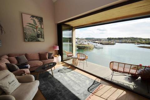 3 bedroom townhouse for sale, North Quay, Hayle TR27