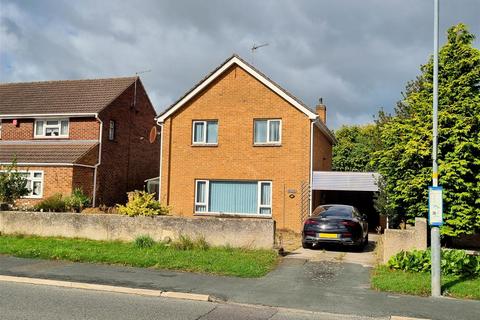 3 bedroom detached house for sale, Windsor Road, Swindon