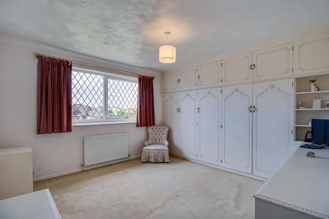 3 bedroom detached house for sale, Lime Crescent, Wakefield WF2