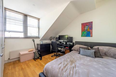 1 bedroom flat for sale, Brondesbury Road, Queen's Park, London, NW6