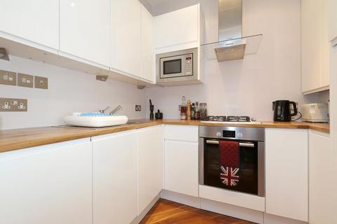 1 bedroom flat to rent, Stoke Newington Church Street, London N16