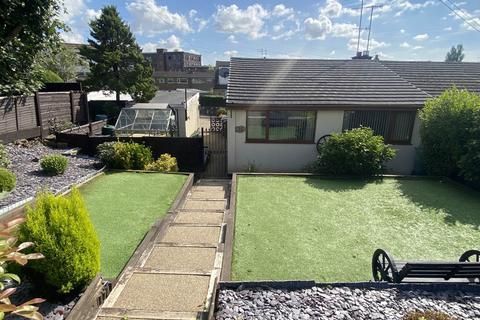 1 Victoria Way, Royton, Oldham, OL2 5SB