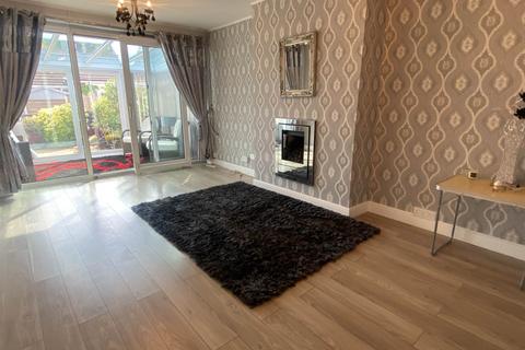 1 Victoria Way, Royton, Oldham, OL2 5SB