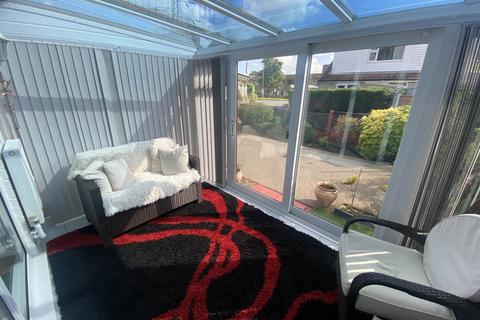 1 Victoria Way, Royton, Oldham, OL2 5SB