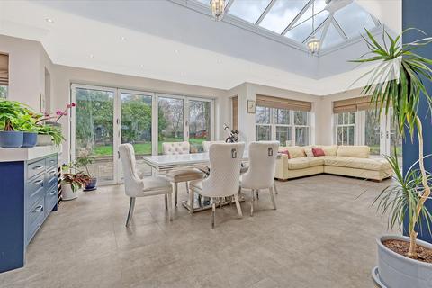 4 bedroom detached house for sale, Park Lane, Ramsden Heath, Billericay