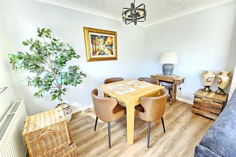Silverdale Castle Street, Winkleigh, EX19 8HU