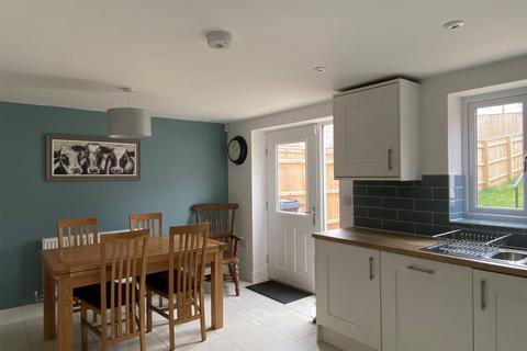 14 Angell Drive, Calne, SN11 0FW