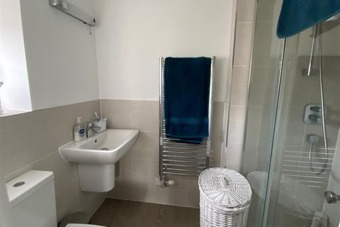 14 Angell Drive, Calne, SN11 0FW