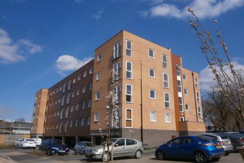 2 bedroom flat to rent, Pavilion Close, Leicester LE2