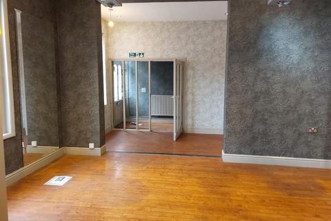 Retail property (high street) to rent, Mill Street, Melton Mowbray LE13