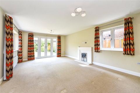 4 bedroom detached house for sale, Piggott Place, Petersfield, Petersfield, Hampshire, GU31