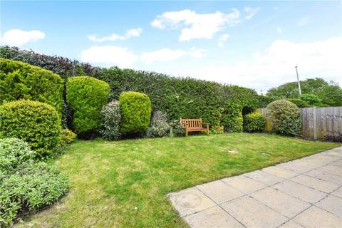 4 bedroom detached house for sale, Piggott Place, Petersfield, Petersfield, Hampshire, GU31