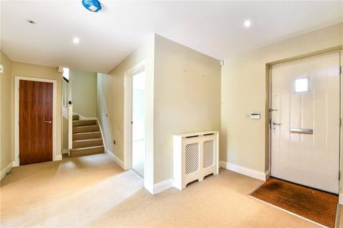 4 bedroom detached house for sale, Piggott Place, Petersfield, Petersfield, Hampshire, GU31