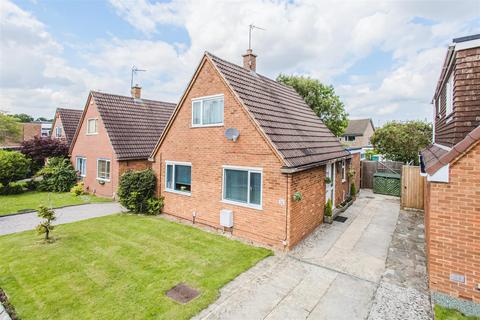 3 bedroom detached house for sale, Guildford Avenue, Swindon SN3