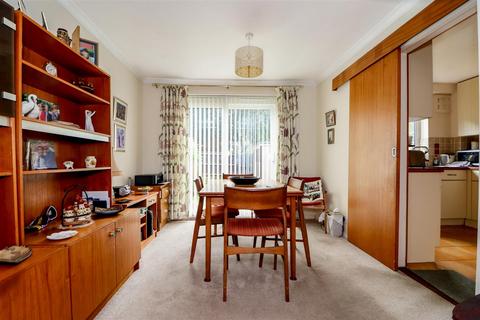 3 bedroom terraced house for sale, Hornbeam Close, Horsham