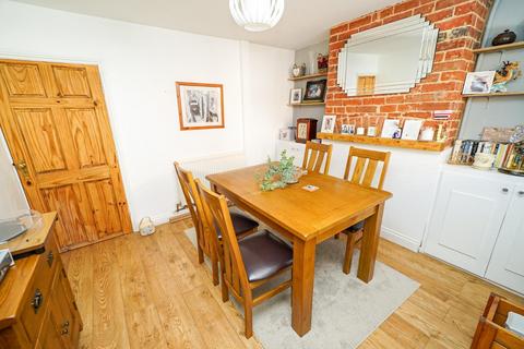 2 bedroom terraced house for sale, Vandyke Road, Leighton Buzzard