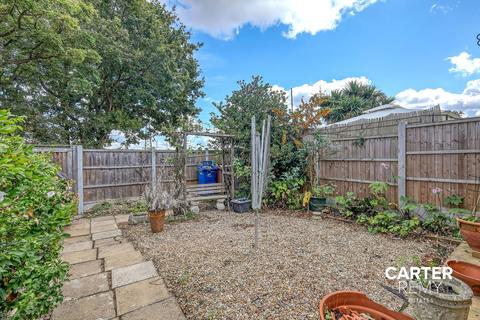 3 bedroom terraced house for sale, Milford Road, Grays, RM16