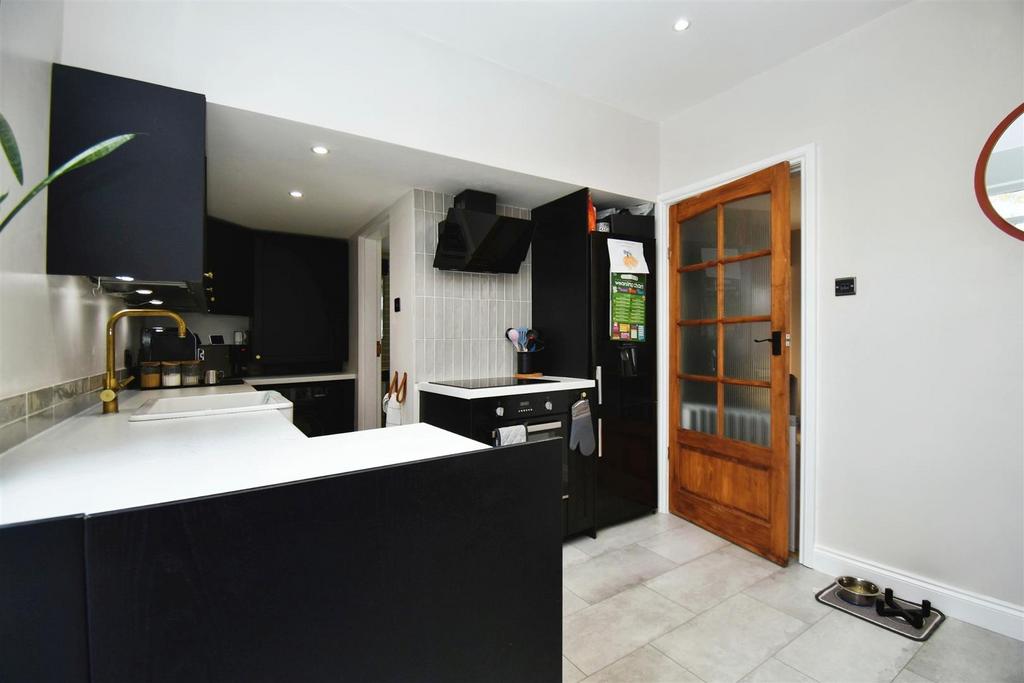 Dining Kitchen