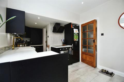 503 Leads Road, Sutton On Hull, Hull, HU7 4XT