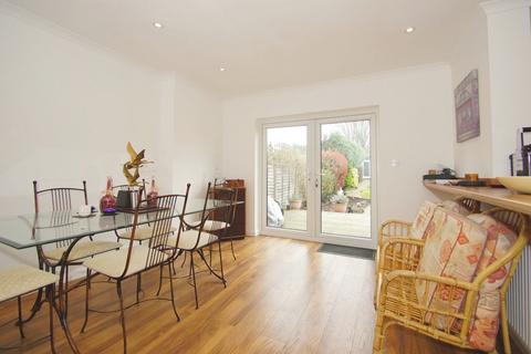 4 bedroom house for sale, Crofton Avenue, Bexley, DA5