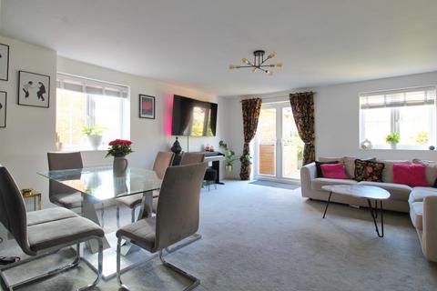 4 bedroom house for sale, Fry Grove, Flitwick MK45