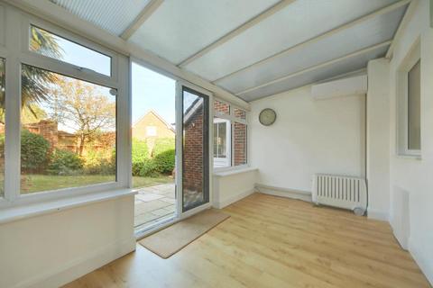 3 bedroom end of terrace house for sale, Trent Close, Shenley