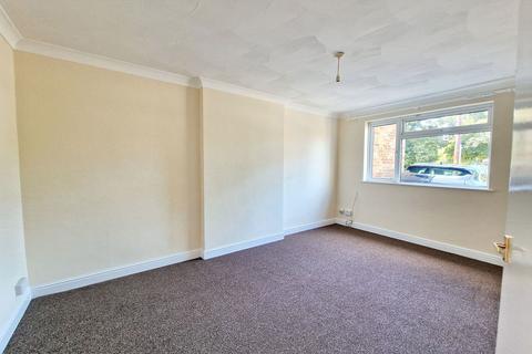 2 bedroom maisonette for sale, Stanley Road, Grays RM17