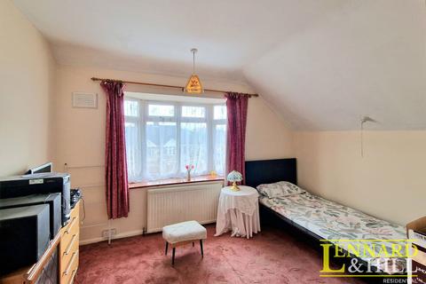176 Blackshots Lane, Grays, RM16 2LJ