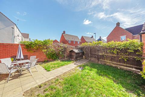 3 bedroom end of terrace house for sale, Nightingale Way, Walton Cardiff, Tewkesbury