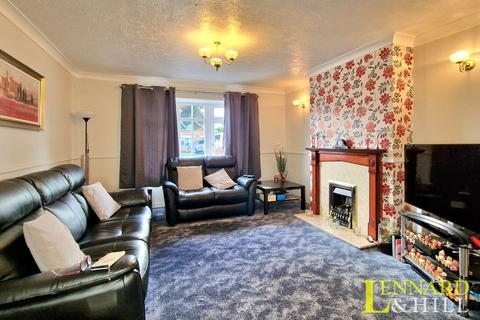 3 bedroom semi-detached house for sale, The Firs, Grays RM16