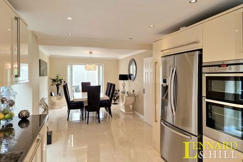 21 Antelope Avenue, Grays, RM16 6QT
