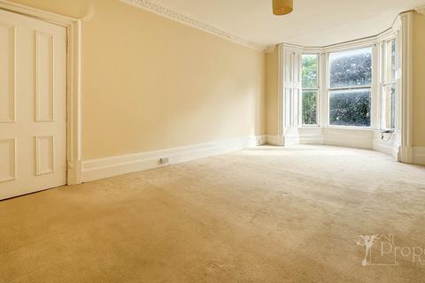 2 bedroom flat for sale, Parkgrove Terrace, Glasgow G3