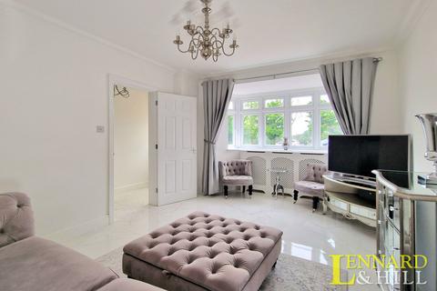 97 Wharf Road, Stanford-le-hope, SS17 0EE