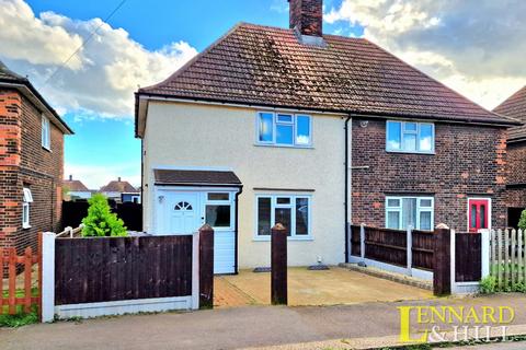 5 Central Avenue, Tilbury, RM18 7RX