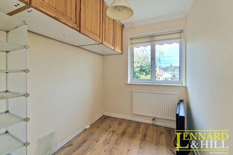 3 Dartview Close, Grays, RM17 5TL