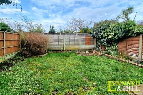 3 Dartview Close, Grays, RM17 5TL