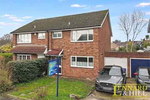 3 Dartview Close, Grays, RM17 5TL
