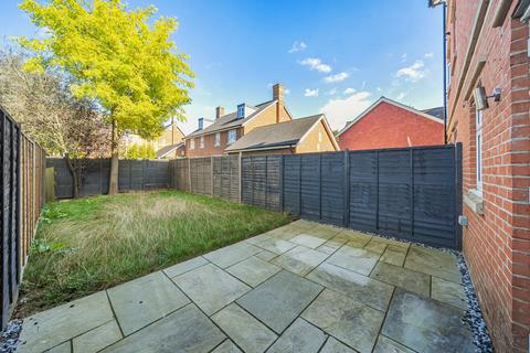 4 bedroom terraced house for sale, Barn Croft Drive, Lower Earley, Reading