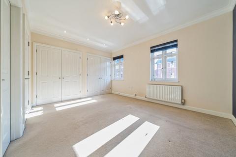 10 Barn Croft Drive, Lower Earley, Reading, RG6 3WE