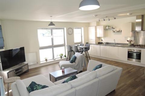 2 bedroom flat for sale, Londinium Road, Colchester