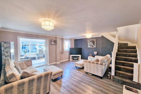 2 Cherry Tree Close, Grays, RM17 6JA