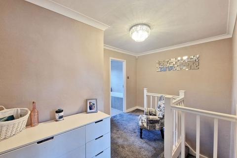 2 Cherry Tree Close, Grays, RM17 6JA