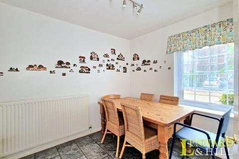 4 bedroom detached house for sale, Bromley, Grays RM17