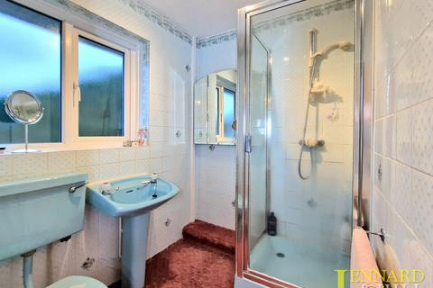 2 Dartview Close, Grays, RM17 5TL