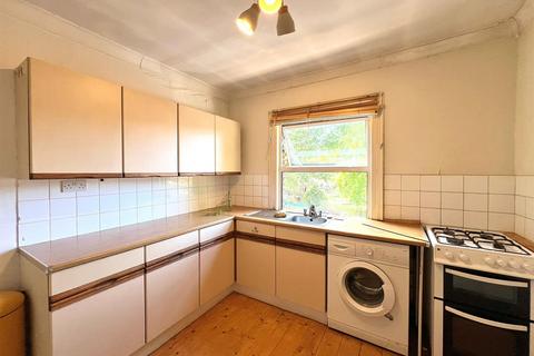 1 bedroom flat to rent, Coppermill Lane, London E17