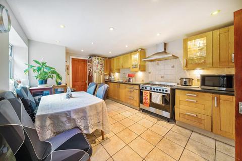 5 bedroom semi-detached house for sale, Dornton Road, Balham