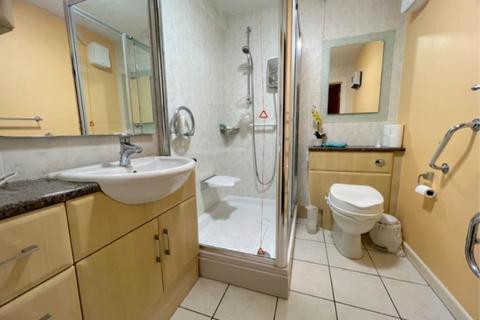 2 bedroom flat for sale, Gerddi Rheidol, Trefechan, Aberystwyth